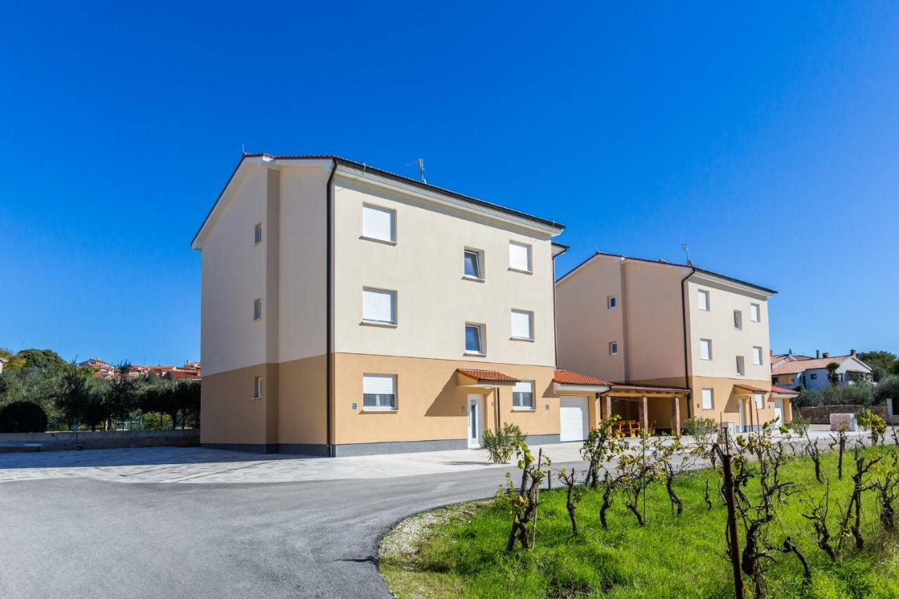 Dragan K2 Hotel Medulin Exterior photo